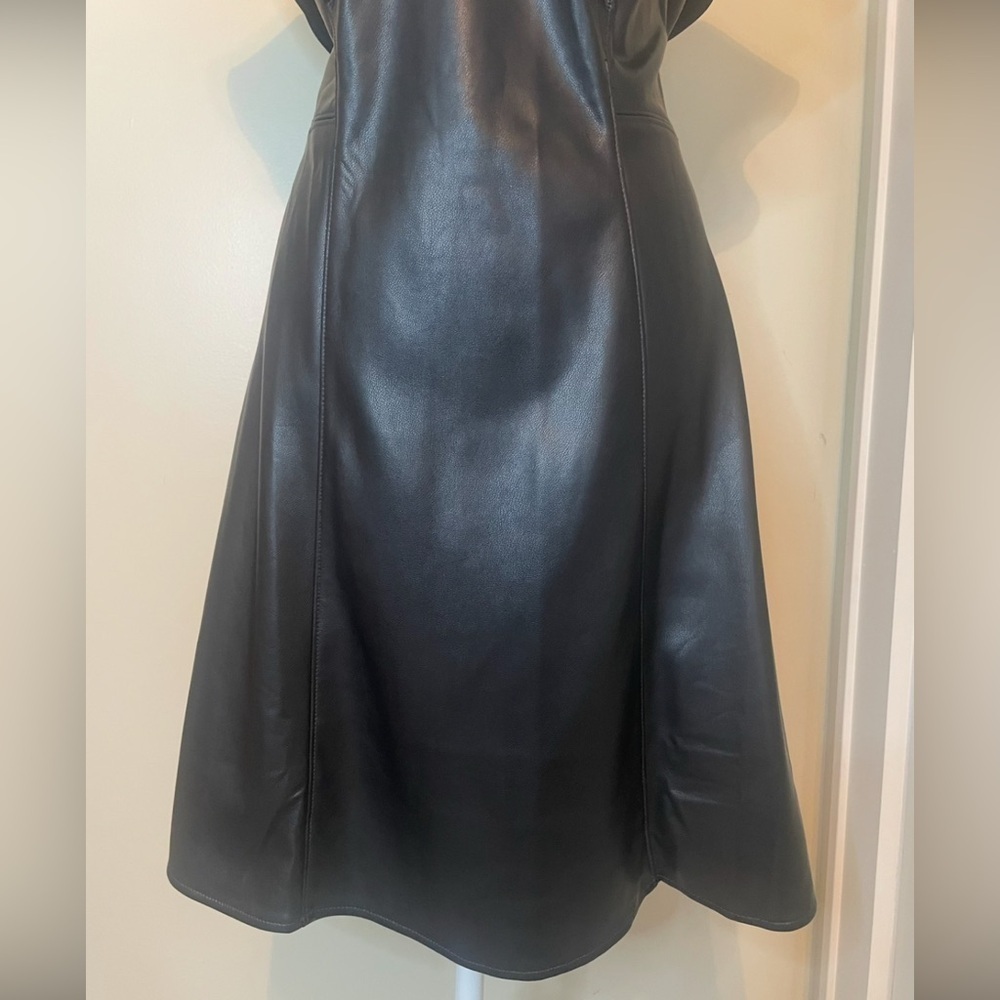 GAP, Vegan Leather, Flutter Sleeve, V-Neck ‎ A-Line Mini Dress, Black Sz 10 Tall - Picture 7 of 15